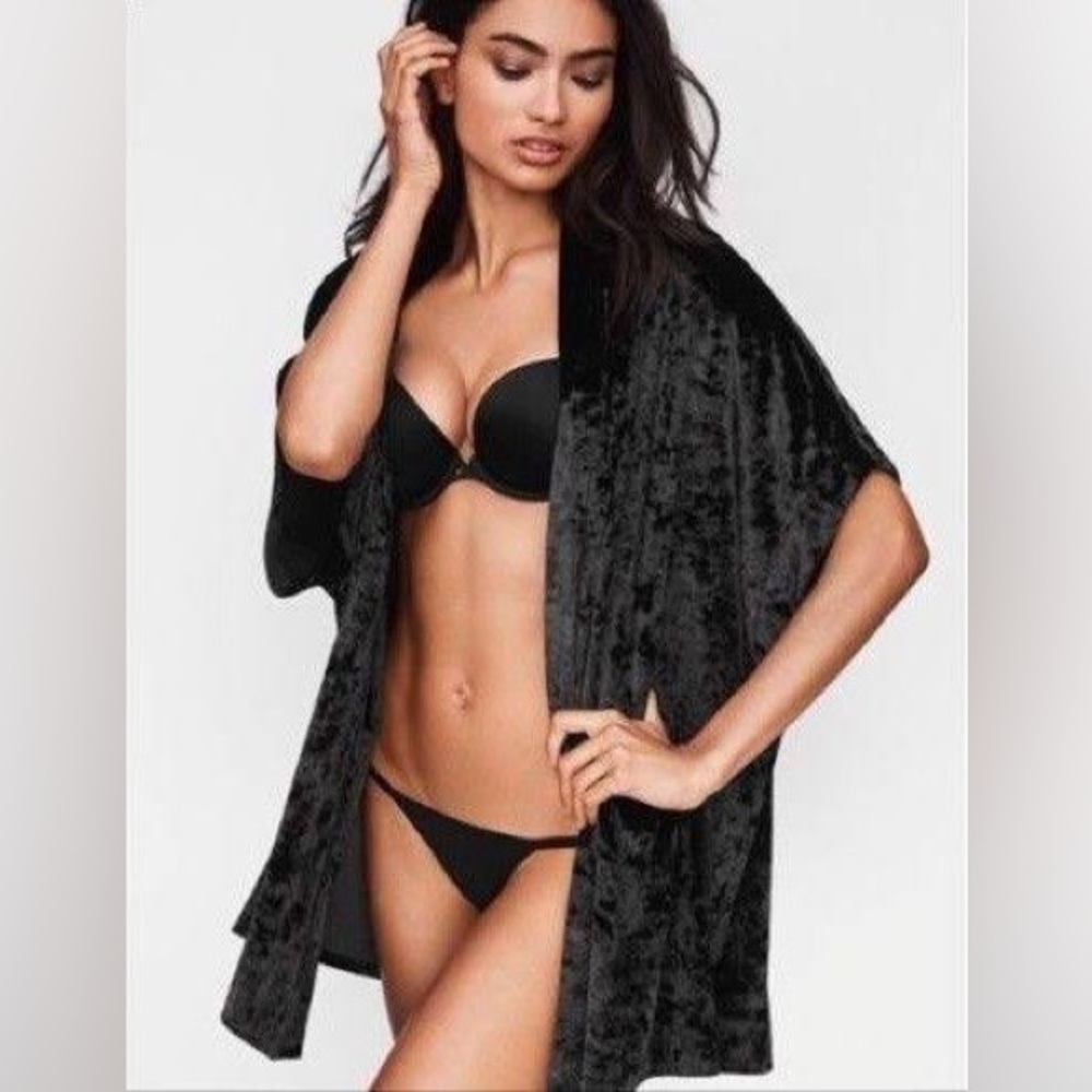 Victoria's Secret Black Kimono - XS
